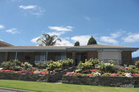 Property photo of 27 Burford Crescent Redwood Park SA 5097
