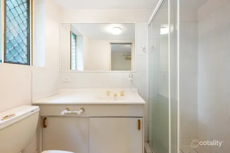 Property photo of 3/131 Baines Street Kangaroo Point QLD 4169