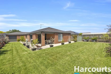 Property photo of 4 Water Lily Road Bunyip VIC 3815