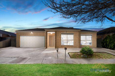 27 Pawleena Cct, Cairnlea, VIC 3023