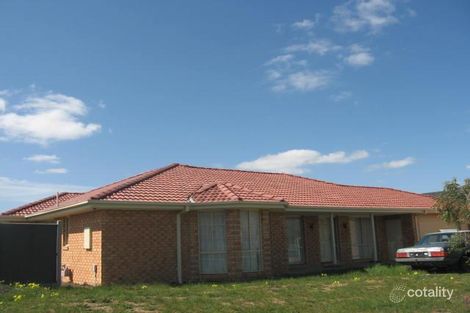 Property photo of 18 Swinburne Close Craigieburn VIC 3064