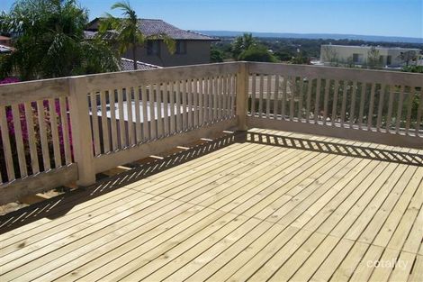 Property photo of 4 Colebatch Hill Kardinya WA 6163