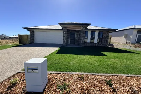 Property photo of 39 Evi Circuit Pialba QLD 4655