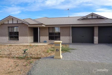 28 North Tce, Gladstone, SA 5473
