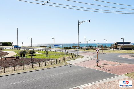 1/1 Upper Esp, Bunbury, WA 6230