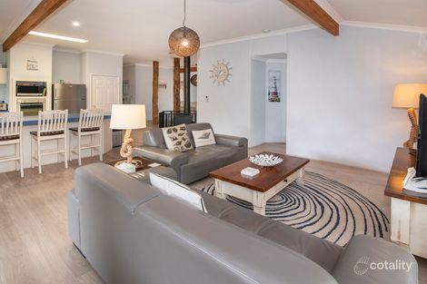 Property photo of 5 Pelican Place Dunsborough WA 6281