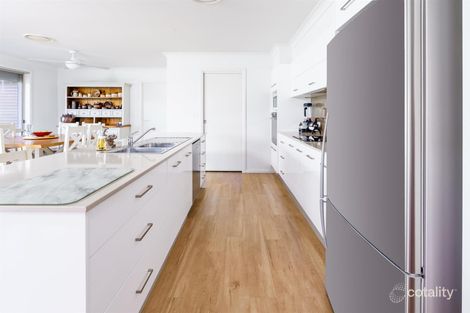 Property photo of 18 Harpur Street Hunterview NSW 2330