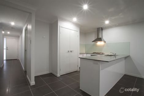 1/18 Homeland Cres, Warner, QLD 4500