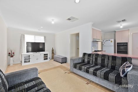 Property photo of 8 Shaba Court Meadow Heights VIC 3048