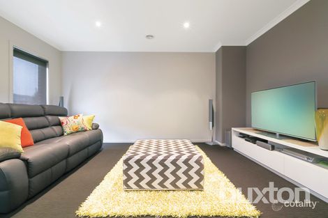 Property photo of 12 Naroo Street Alfredton VIC 3350