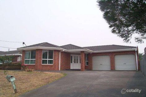 Property photo of 2 Coach Court Kings Park VIC 3021