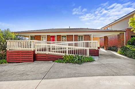 Property photo of 1 Racecourse Place Yarra Glen VIC 3775