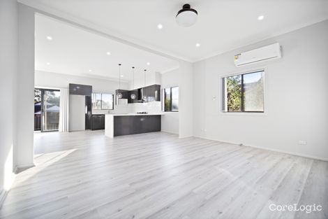 Property photo of 5 School Parade Westmead NSW 2145