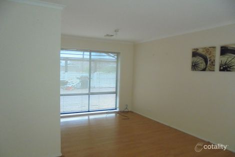 Property photo of 9 Morey Court Roxburgh Park VIC 3064