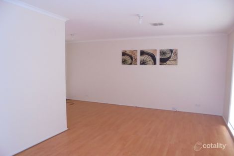 Property photo of 9 Morey Court Roxburgh Park VIC 3064