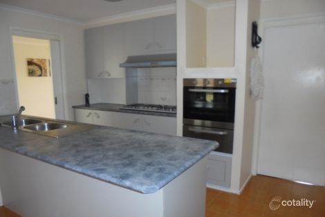 Property photo of 9 Morey Court Roxburgh Park VIC 3064