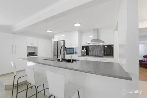 Property photo of 13 Hickey Crescent Griffith NSW 2680