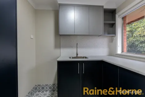 Property photo of 4/17 Elizabeth Street Dubbo NSW 2830