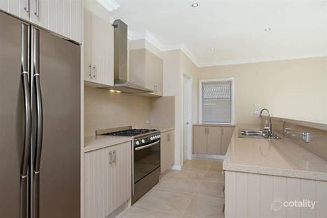 Property photo of 49 The Boulevard Gisborne VIC 3437
