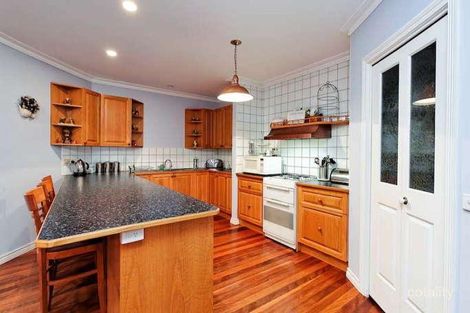 Property photo of 10 Hillview Place Berwick VIC 3806