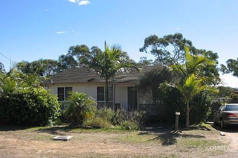 64 Campbell Pde, Mannering Park, NSW 2259