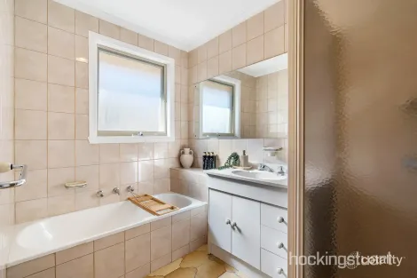 Property photo of 29 Carrington Boulevard Thomastown VIC 3074
