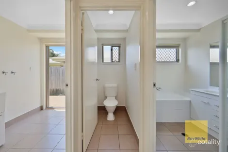 Property photo of 21 Green Avenue Branyan QLD 4670