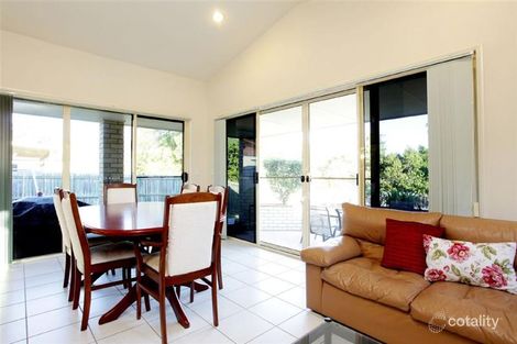 Property photo of 14 Berkshire Place Springfield Lakes QLD 4300