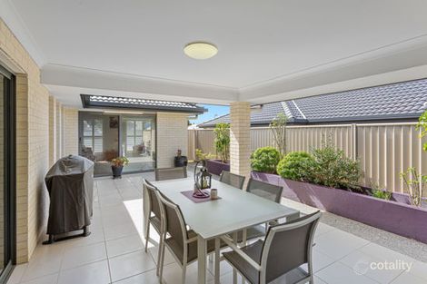 Property photo of 3 Harding Close Manly West QLD 4179