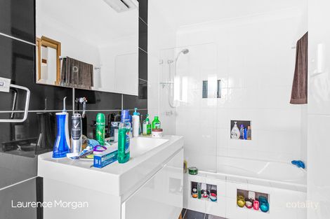 Property photo of 5 Terra Place Figtree NSW 2525