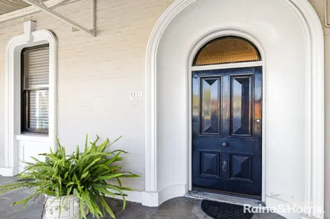 Property photo of 219 George Street Bathurst NSW 2795