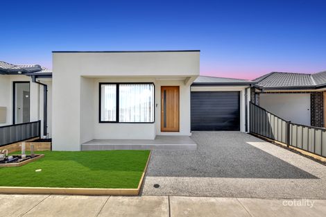 33 Jacksonia Dr, Mickleham, VIC 3064