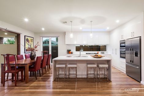 Property photo of 18 Rowland Street Mont Albert VIC 3127