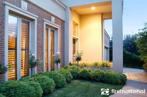 Property photo of 10 Rosemary Court Berwick VIC 3806