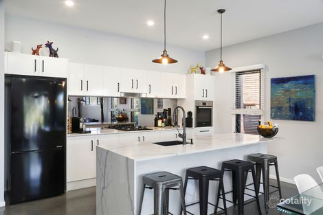 Property photo of 14 Pauline Avenue Killcare Heights NSW 2257