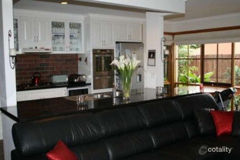 Property photo of 11 Tennyson Court Sunbury VIC 3429