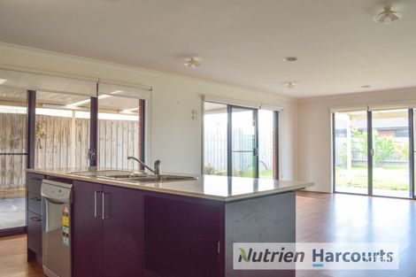 Property photo of 37 Silver Way Koo Wee Rup VIC 3981
