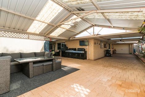 Property photo of 14 Summer Hill Place Warnbro WA 6169