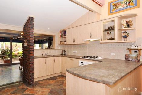 Property photo of 2 Casuarina Place Aberfoyle Park SA 5159