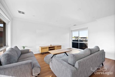 Property photo of 1/9 Paltara Close Meadow Heights VIC 3048