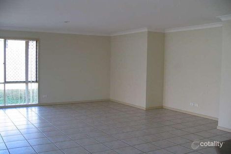 Property photo of 76 Wallum Drive Parkinson QLD 4115