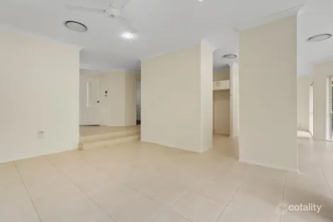Property photo of 27 Caplick Outlook Ormeau QLD 4208