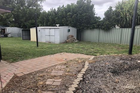 Property photo of 28 Old Airport Drive Emerald QLD 4720