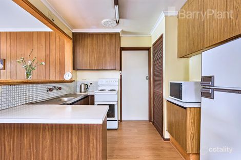 Property photo of 21 Cosier Drive Noble Park VIC 3174