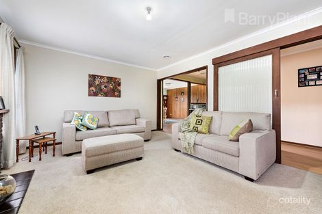 Property photo of 21 Cosier Drive Noble Park VIC 3174