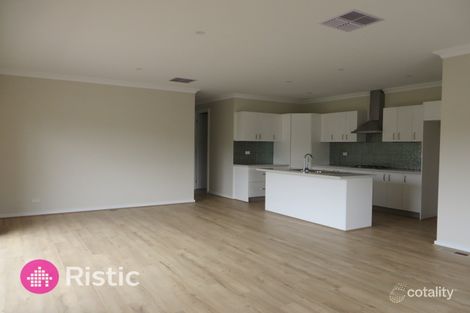 Property photo of 2/2 Woolnough Drive Epping VIC 3076