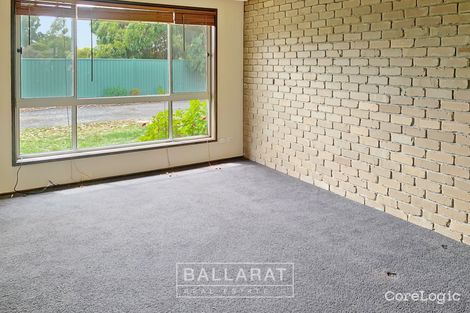 Property photo of 2/6 Rowan Parade Wendouree VIC 3355