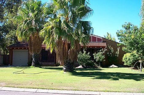 15 Parkway Rd, Thornlie, WA 6108