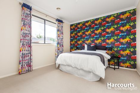 Property photo of 13 Tennyson Close Berwick VIC 3806