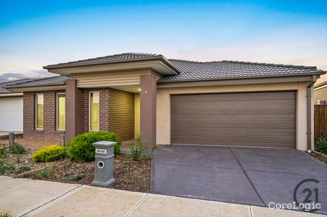 Property photo of 6 Yaleri Rise Werribee VIC 3030